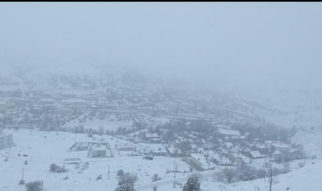 Pülümür'de okullara kar tatili