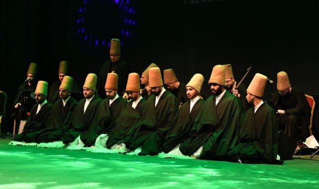 Pursaklar Belediyesi&#039;nden Hz. Mevlana&#039;yı anma gecesi