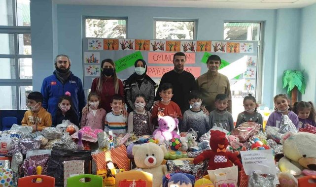 Pursaklar&#039;da minik eller yüreklere dokunuyor