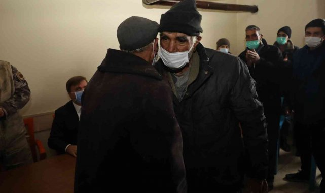 "Köpek yumurtaları yedi" kavgasını Vali Aydoğdu sonlandırdı