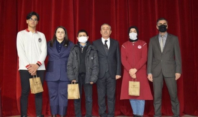 "Kuran'ın ana konuları ve muhtevası'' konferansı gerçekleştirildi