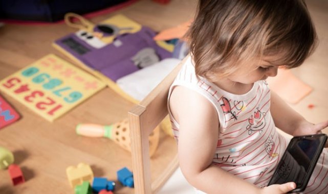 &quot;Sosyal medya çocuklarda akademik ve sosyal hayatı olumsuz etkiliyor&quot;