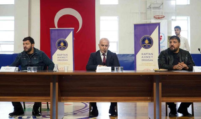 Recep Kara ve Abdullah Güngör, öğrencilerle bir araya geldi