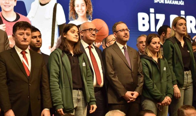 Rektör Ataç, 'Biz Bir Takımız Projesi'nin açılış törenine katıldı