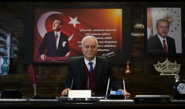 Rektör Nihat Hatipoğlu'ndan 25 Aralık mesajı