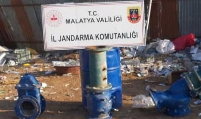 Resmi kurumlara dadanan hırsızlar kameralardan kaçamadı