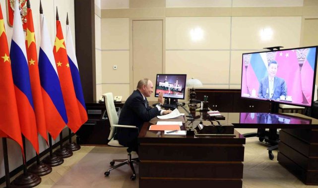 Rusya Devlet Başkanı Putin ve Çin Devlet Başkanı Jimping Şubat'ta bir araya gelecek