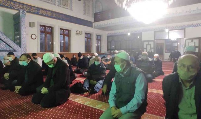 Sabah namazı buluşmaları devam ediyor