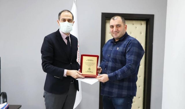 Sağlık teşkilatına plaket ve teşekkür belgesi