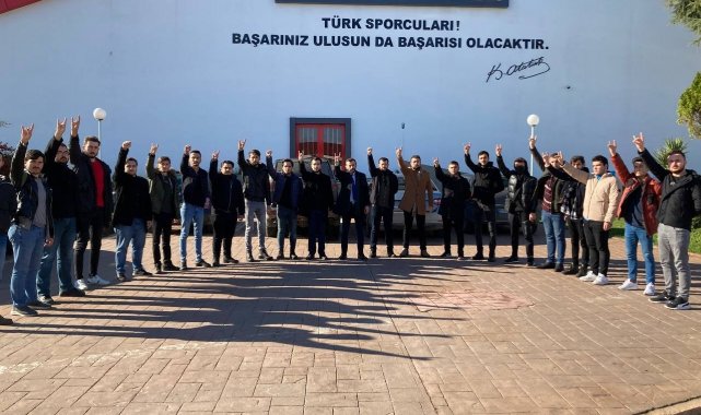 Samsun&#039;da Türk Devletleri Teşkilatı&#039;na bayraklı destek