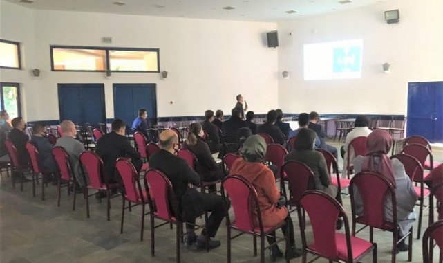 Sandıklı Belediyesi'nde personellere hizmet içi verildi