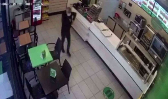 Saniyeler içerisinde 6 bin liralık laptop çaldı; o anlar kameralara yansıdı