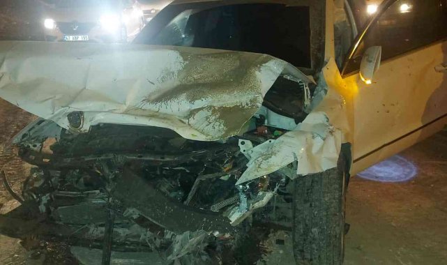 Şanlıurfa'da iki otomobil çarpıştı: 5 yaralı