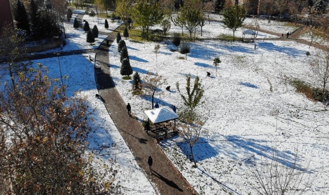 Şanlıurfa'da kar manzarası havadan görüntülendi