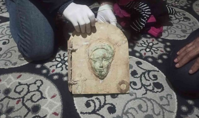 Şanlıurfa'da piyasa değeri 2 milyon dolar olan tarihi eser ele geçirildi