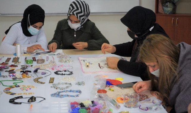Şanlıurfalı kadınlardan meslek edindirme kursuna yoğun ilgi