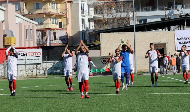 Sarayköyspor evinde farklı kazandı