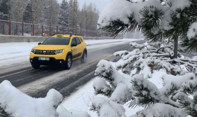 Sarıkamış'ta kar sevinci