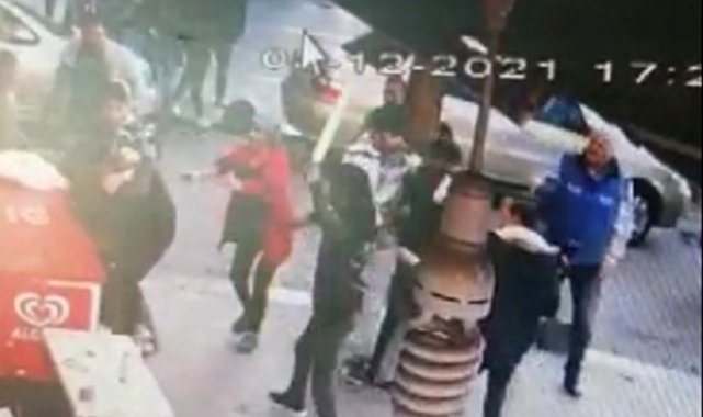 Satır ve döner bıçağıyla saldırı anı kamerada: 1 ağır yaralı