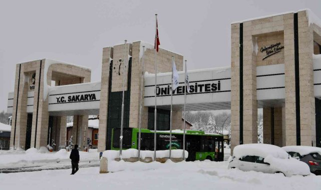 SAÜ dünyanın en çevreci 300 üniversitesi arasında