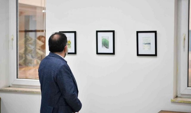 SAÜ'de karma sergi açıldı