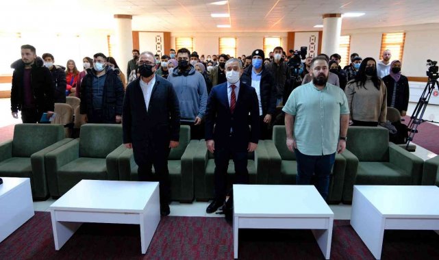 SCÜ'de 'Televizyonda Spor Spikerliği ve Spor Medyası' konferansı