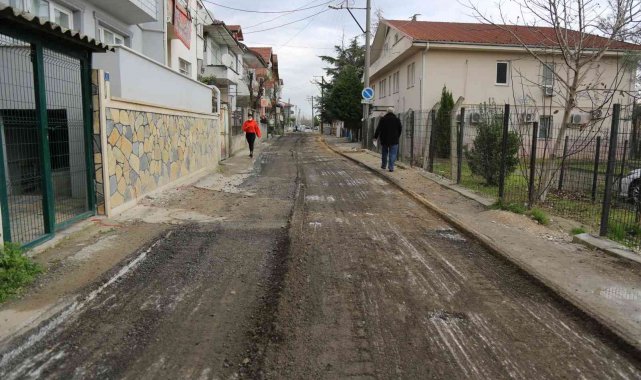 Serdivan'da 11 sokak asfalta hazır