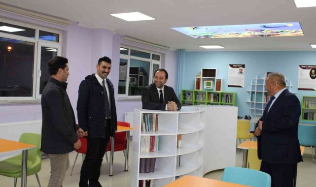 Serkan Gür Harmancık'ta okulları ziyaret etti