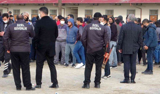 Seyisler greve gitti, yarışlar 2 buçuk saat ertelendi