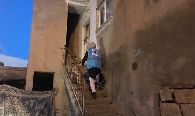 Siirt Belediyesi'nden ihtiyaç sahibi ailelere yardım