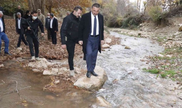 Siirt Valisi Hacıbektaşoğlu, yol sorununu yerinde inceledi