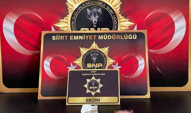 Siirt'te satışa hazır 25 fişek eroin maddesi ele geçirildi