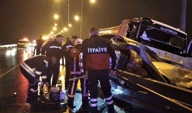 Siirt'te su tankeri ile otomobil çarpıştı: 6 yaralı