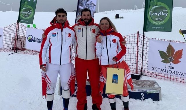 Sıla Kara Bosna Hersek'teki FIS Yarışı'nı 2 bronzla tamamladı