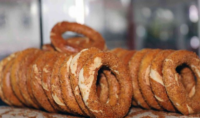 Simitçilerin keyfi zammı Belediyeden döndü