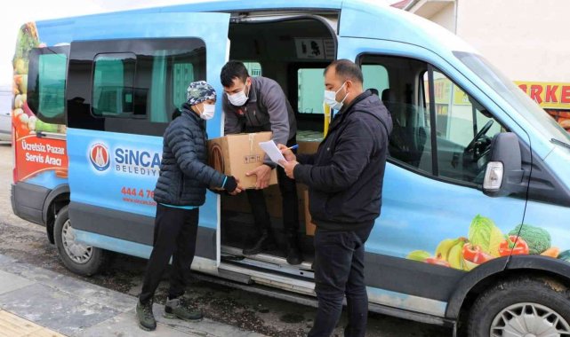 Sincan Belediyesi 10 bin 200 yardım kolisi dağıttı