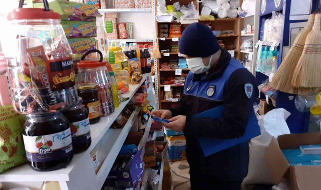 Sındırgı'da etiket denetimi sürüyor