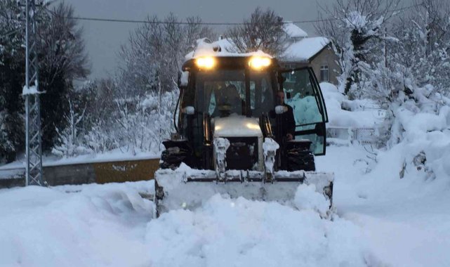 Sinop&#039;ta 23 köy yoluna kar engeli
