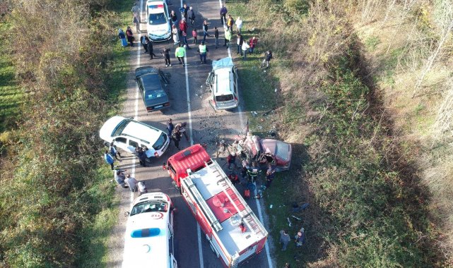 Sinop'ta zincirleme kaza: 2 ölü, 3 yaralı