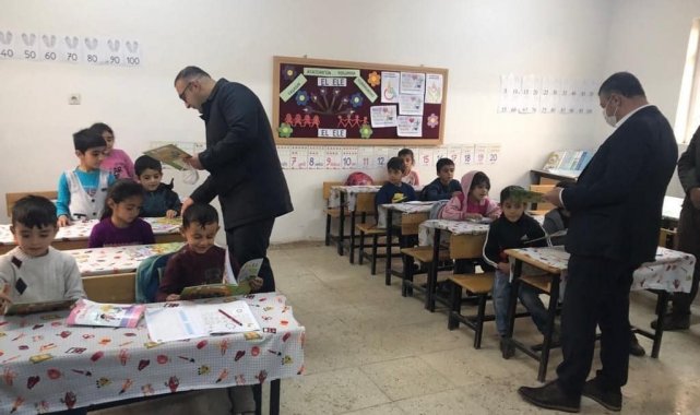 Şirvan Kaymakamı Hasar, köy okullarında öğrencilerle bir araya geldi