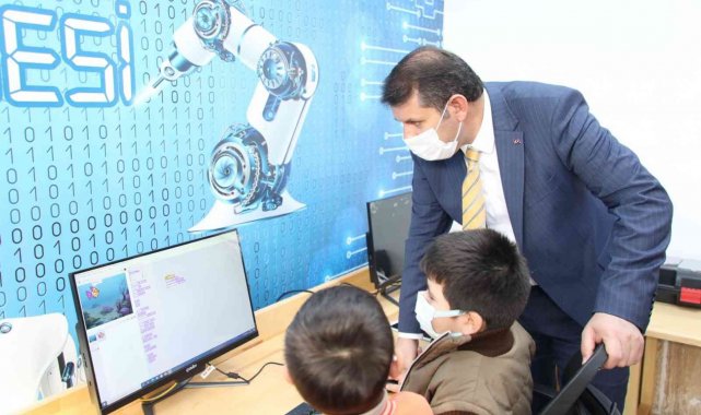 Sivas'ta robotik kodlama atölyeleri yaygınlaşacak