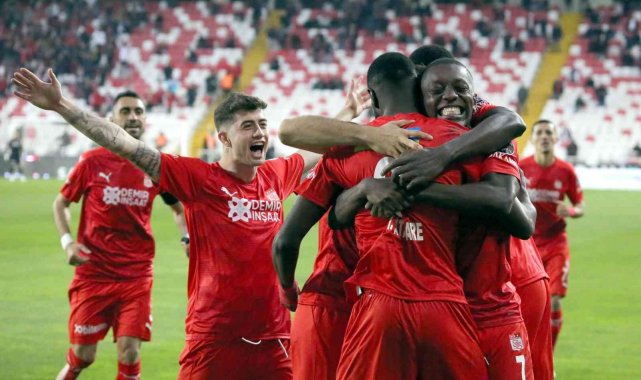 Sivasspor evinde yenilmiyor