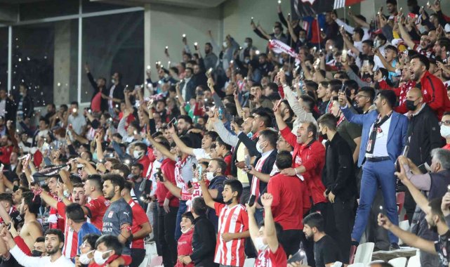 Sivasspor - Rizespor maçının biletleri satışta