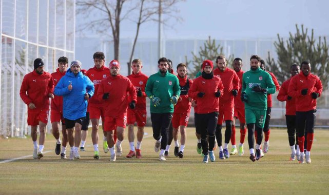 Sivasspor'da Kasımpaşa maçı hazırlıkları sürüyor
