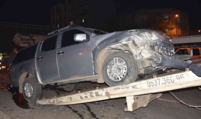 Siverek'te zincirleme trafik kazası: 5 yaralı