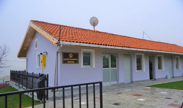 Sokakta kalan evsizler Geçici Barınma Merkezi&#039;nde misafir ediliyor