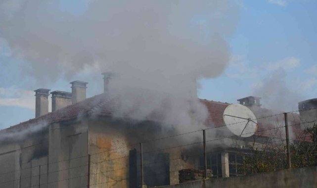 Söke&#039;de ev yangını korkuttu