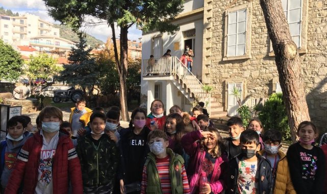 Söke&#039;de öğrenciler Kent Müzesi&#039;nde tarihi öğreniyor