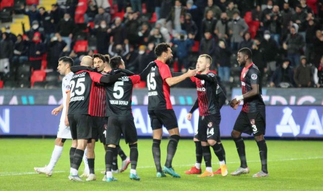 Spor Toto Süper Lig: Gaziantep FK: 2 - A. Alanyaspor: 1