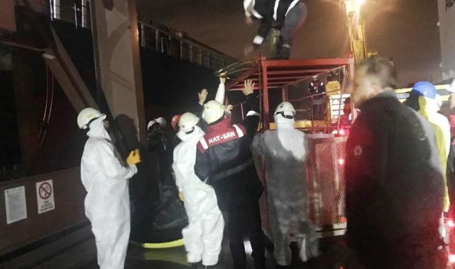 Su alan gemiden personel tahliye edildi